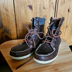 Sperry boots